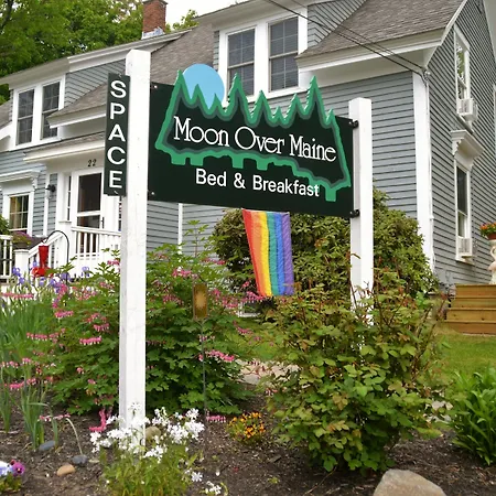 Moon Over Maine Bed & Breakfast-3